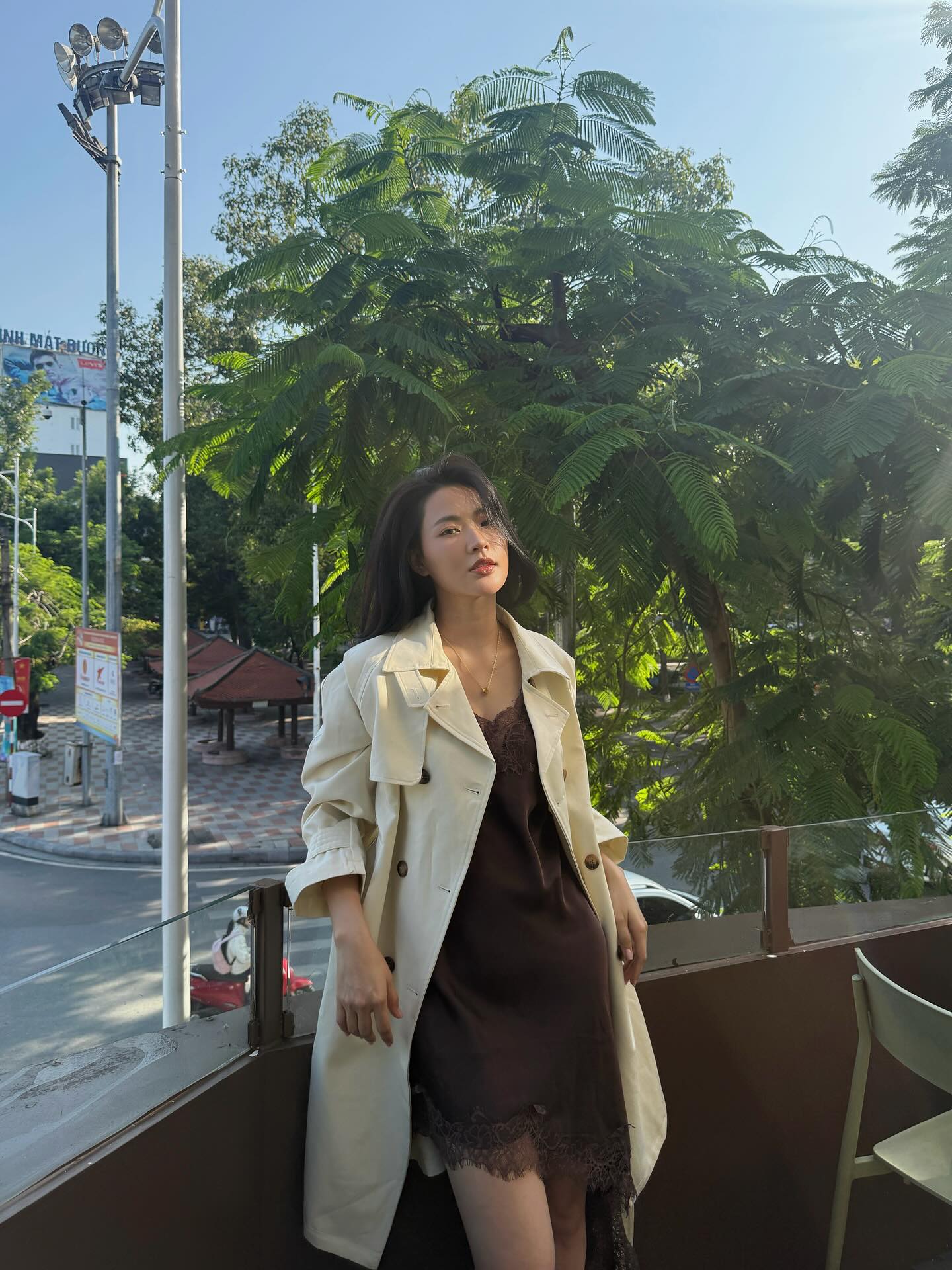 Nữ diễn vi&ecirc;n Việt c&oacute; style m&ugrave;a đ&ocirc;ng đẹp m&ecirc; mẩn, d&ugrave; phối đồ rất đơn giản - Ảnh 6.