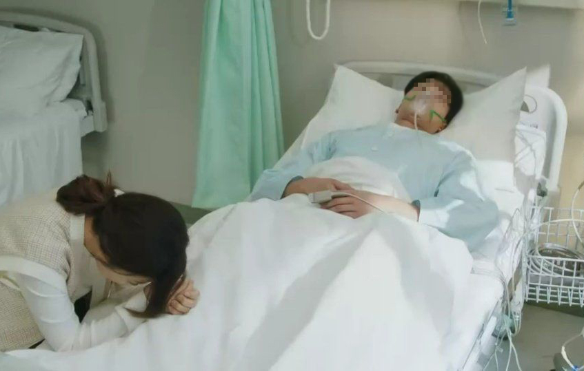 Nam nh&acirc;n vi&ecirc;n marketing nhận 