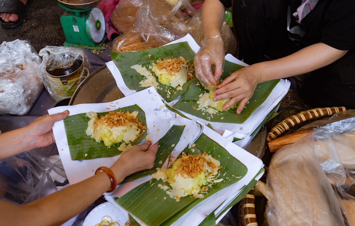 Từ th&uacute;ng x&ocirc;i vỉa h&egrave;, t&ocirc;i mất 5 năm để trở th&agrave;nh b&agrave; chủ nh&agrave; h&agrave;ng lớn- Ảnh 1.