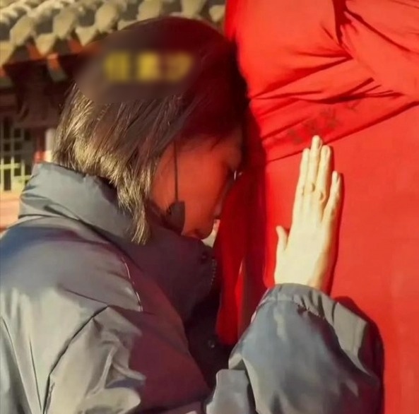 Đường Yên và La Tấn: Hậu trường cuộc hôn nhân đầy drama và nghi vấn ngọai tình - Ảnh 2. Đường Yên và La Tấn: Hậu trường cuộc hôn nhân đầy drama và nghi vấn ngọai tình - Ảnh 2.