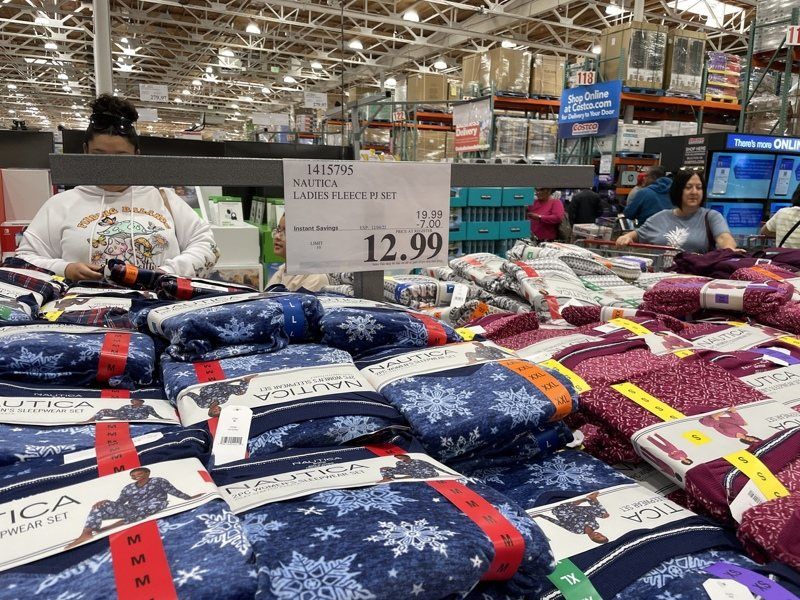 Nghèo không phải do số - mà do 5 kiểu tiết kiệm ngớ ngẩn bạn vẫn làm mỗi ngày - Ảnh 1.