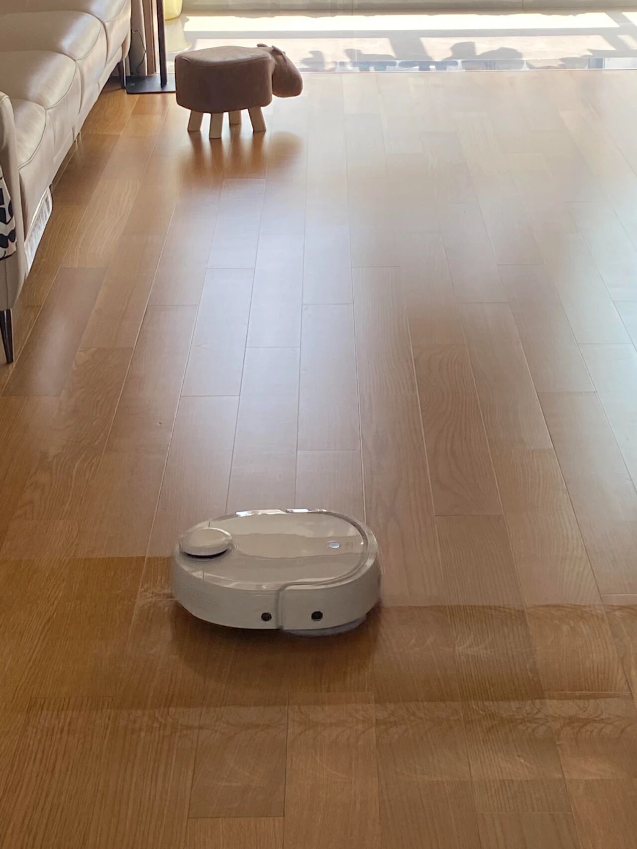 Chuyển v&agrave;o nh&agrave; mới t&ocirc;i mới s&aacute;ng mắt ra: 5 thiết bị tưởng &ldquo;xa xỉ&rdquo; nhưng h&oacute;a ra đ&aacute;ng mua từ&hellip; đời n&agrave;o &ndash; bỏ qua l&agrave; tự l&agrave;m khổ ch&iacute;nh m&igrave;nh! - Ảnh 1.