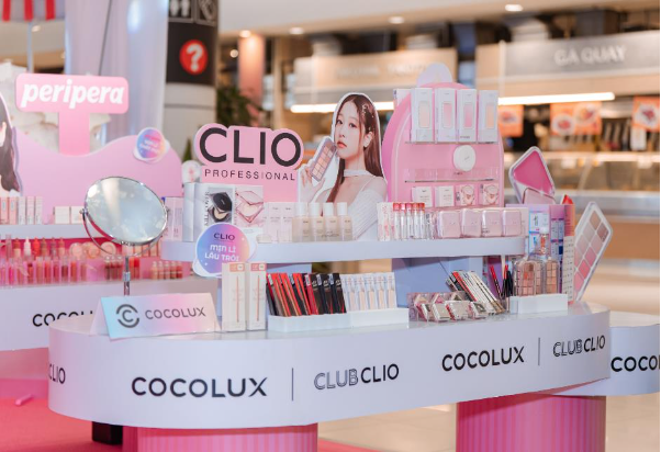 Ca sĩ Anh Tú gây sốt tại sự kiện COCOLUX x Club Clio, giới trẻ Ca sĩ Anh Tú gây sốt tại sự kiện COCOLUX x Club Clio, giới trẻ