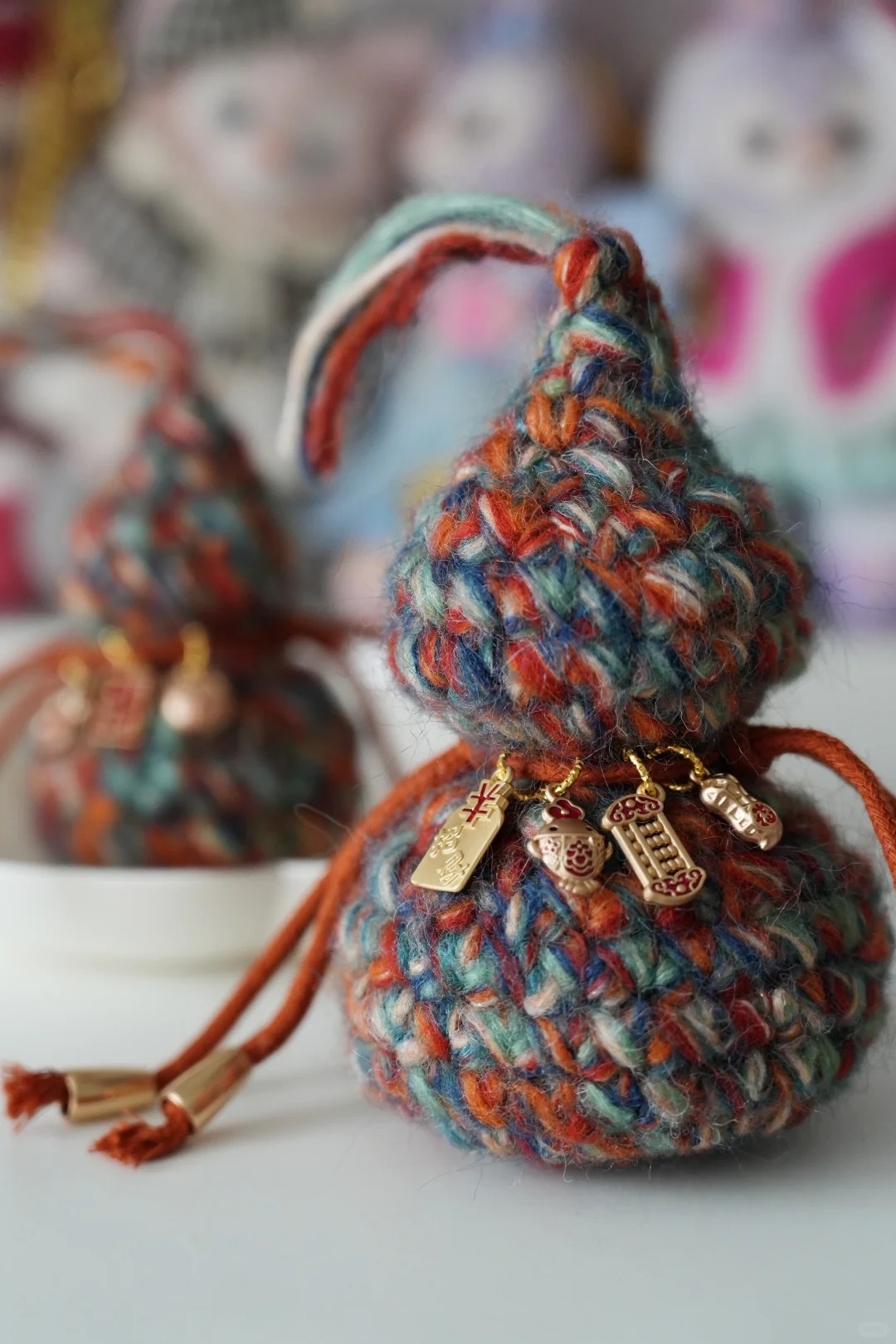 Hồ l&ocirc; phong thủy: Bảo vật h&uacute;t lộc mang lại ph&uacute;c kh&iacute; cho kh&ocirc;ng gian sống - Ảnh 2.