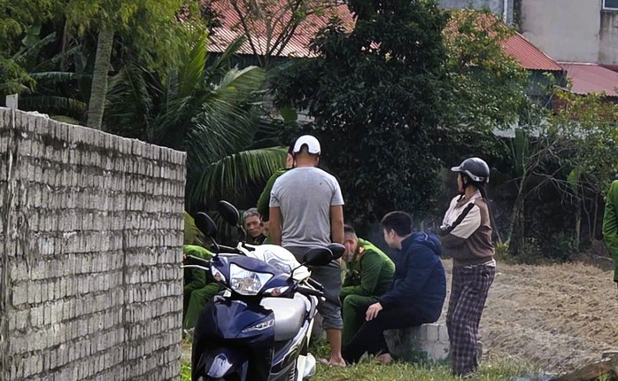 Cuộc h&ocirc;n nh&acirc;n s&oacute;ng gi&oacute; khiến người vợ bị chồng ch&eacute;m chết đ&uacute;ng ng&agrave;y ra t&ograve;a - Ảnh 2.