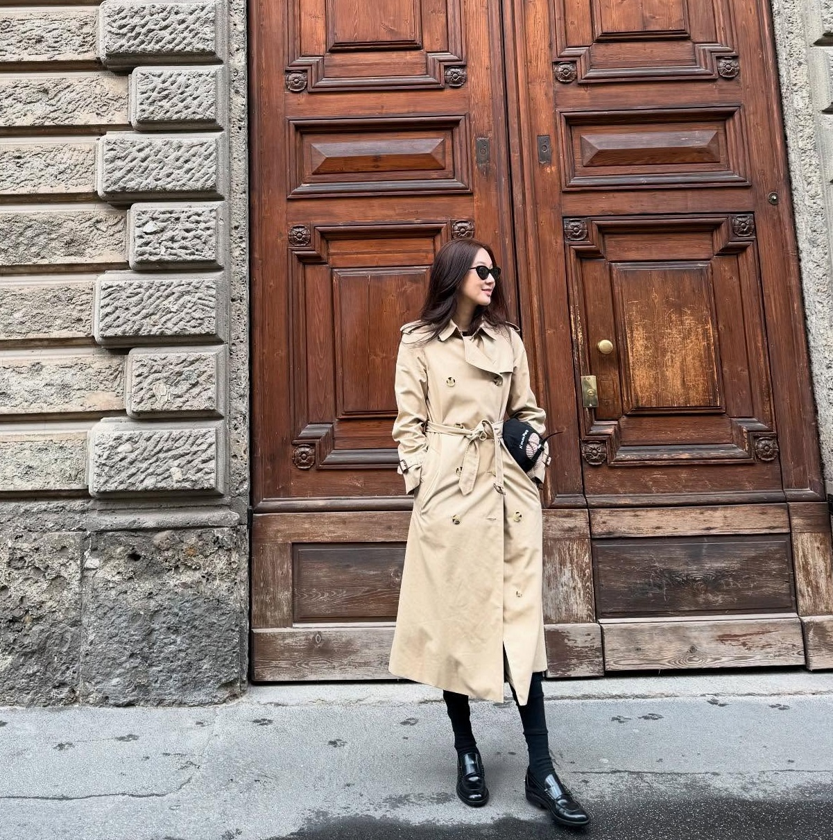 Ngắm phong cách tối giản của Jung Ryeo Won: Nét đẹp thanh lịch ở tuổi 44 - Ảnh 10.