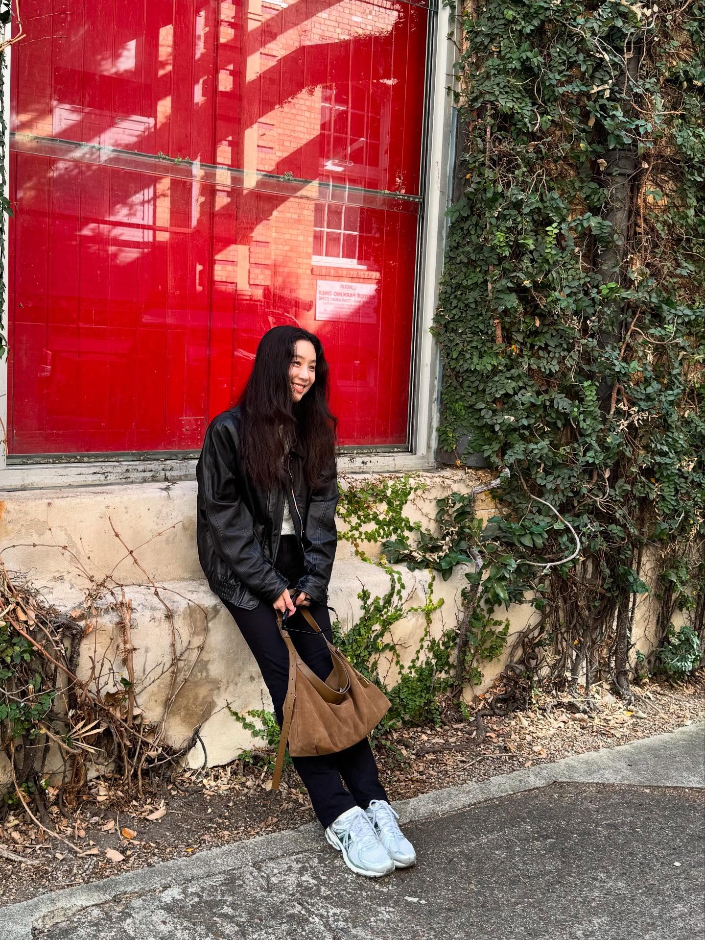 Ngắm phong cách tối giản của Jung Ryeo Won: Nét đẹp thanh lịch ở tuổi 44 - Ảnh 6.