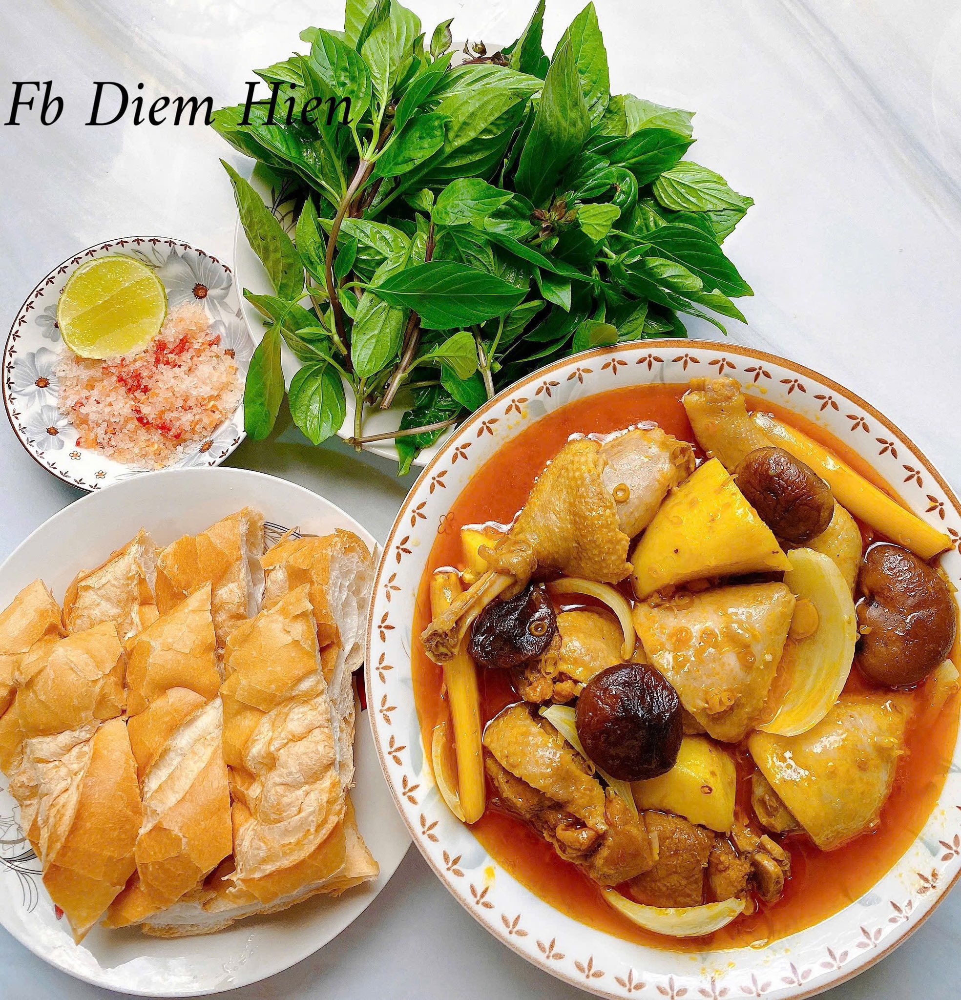 Quán ăn sáng mini đậm chất miền Tây của mẹ 2 con khiến ai cũng phải Quán ăn sáng mini đậm chất miền Tây của mẹ 2 con khiến ai cũng phải