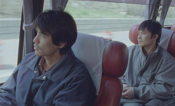 Quang Sự: Nam diễn viên Việt duy nhất đóng chính phim Hàn từ vai đầu tiên - Ảnh 2.