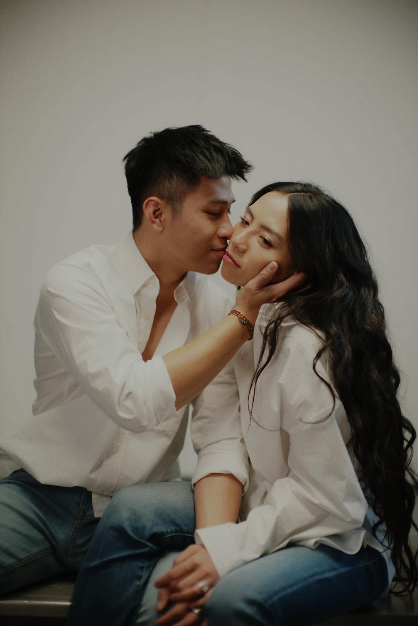 Mẹ bỉm Đặng Tiểu Tô Sa khoe chồng chăm con cực khéo: Lần đầu làm bố nhưng tắm cho bé sơ sinh cực "mát tay”- Ảnh 1. Mẹ bỉm Đặng Tiểu Tô Sa khoe chồng chăm con cực khéo: Lần đầu làm bố nhưng tắm cho bé sơ sinh cực "mát tay”- Ảnh 1.