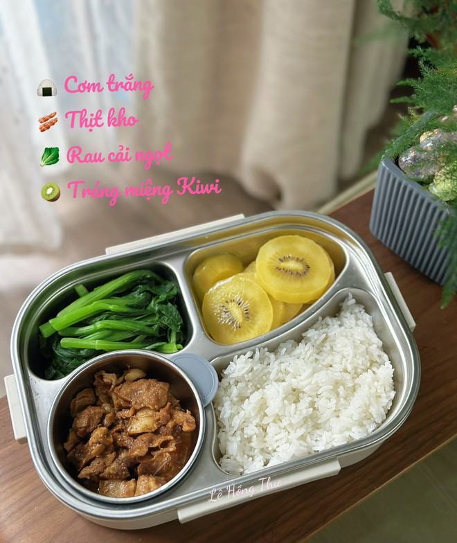 2 em bé hôm nào cũng háo hức, mong đợi đến giờ nghỉ trưa để khám phá bí mật 