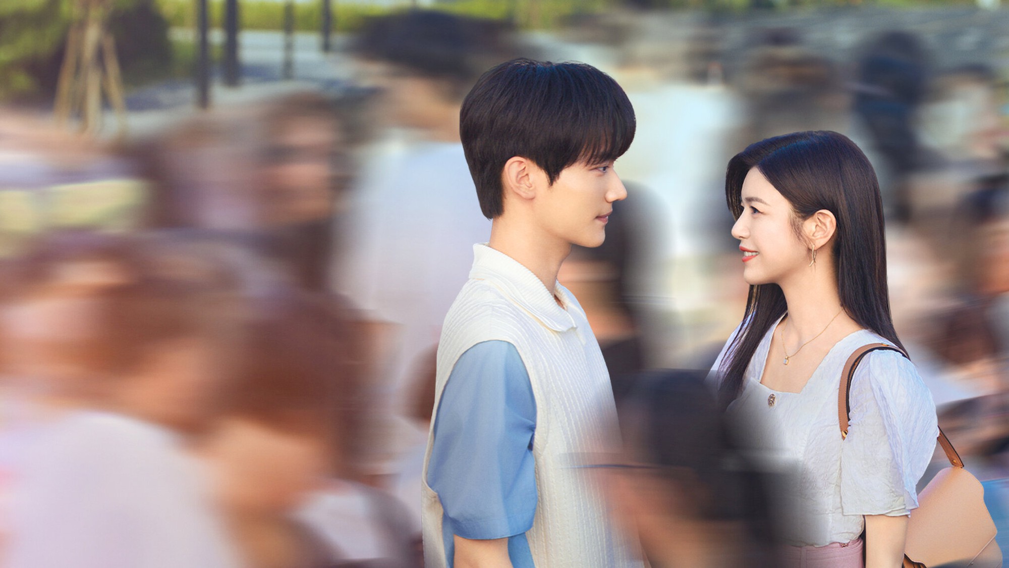 Phát ngượng với phim ngôn tình Trung Quốc nhiều cảnh hôn nhất 2025, cặp chính lệch nhau 19 tuổi mà cháy hơn Free Fire- Ảnh 1. Phát ngượng với phim ngôn tình Trung Quốc nhiều cảnh hôn nhất 2025, cặp chính lệch nhau 19 tuổi mà cháy hơn Free Fire- Ảnh 1.