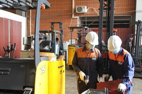 Giải pháp nâng hạ toàn diện cho nhà máy hiện đại: xe nâng điện kết hợp pin lithium công nghệ cao - Ảnh 5.