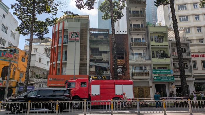 Vụ cháy quán lẩu bún ốc tại TPHCM cướp đi sinh mạng 4 người thương tâm - Ảnh 1. Vụ cháy quán lẩu bún ốc tại TPHCM cướp đi sinh mạng 4 người thương tâm - Ảnh 1.