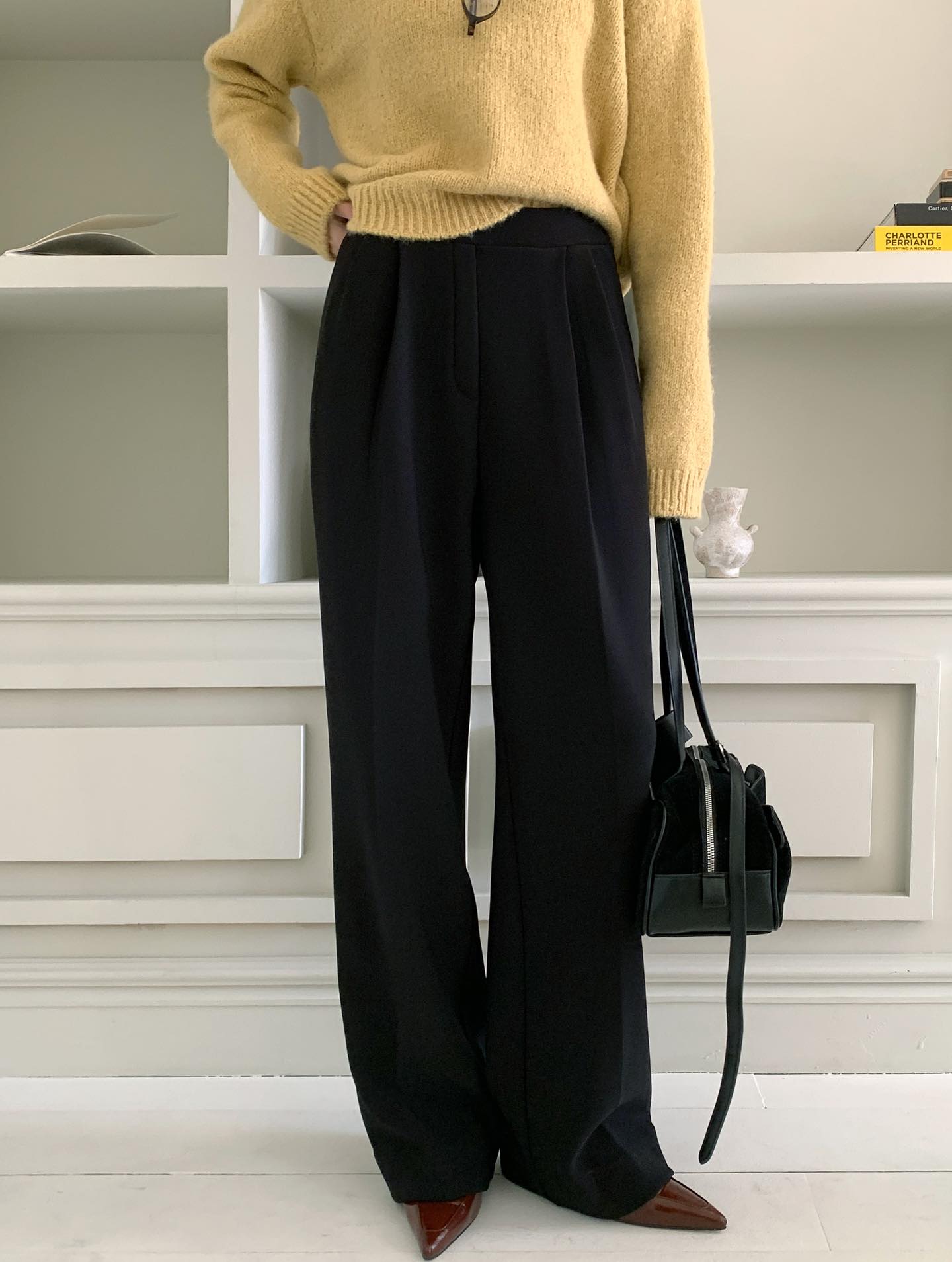 4 Cách mặc áo len đơn giản mà sành điệu của Phụ nữ Hàn Quốc - Ảnh 11. 4 Cách mặc áo len đơn giản mà sành điệu của Phụ nữ Hàn Quốc - Ảnh 11.