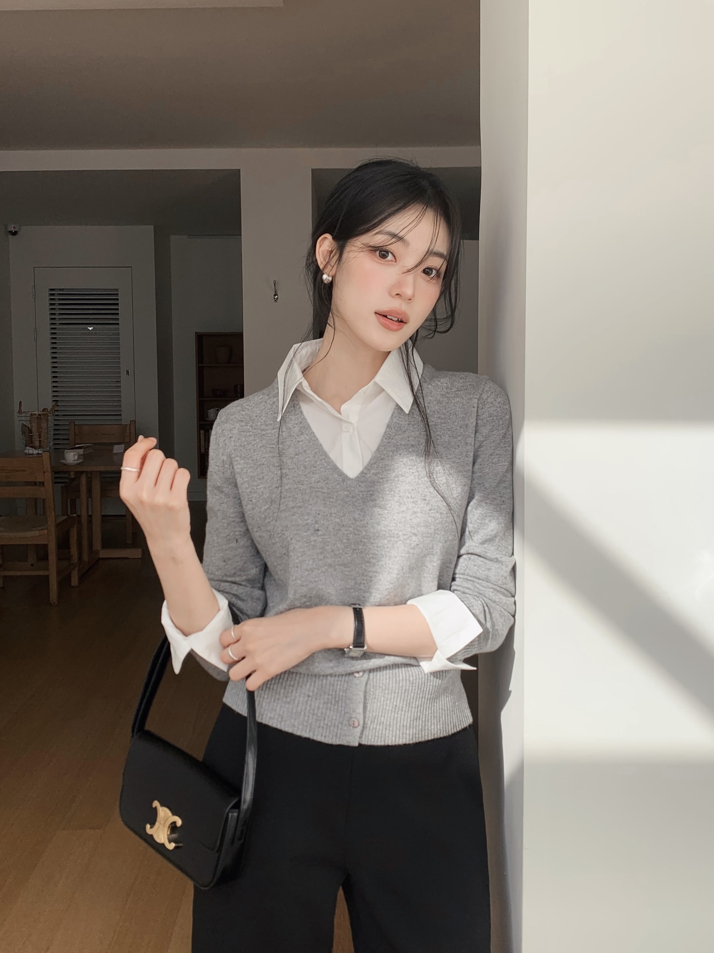 5 Món đồ thời trang 2026 giúp bạn luôn xinh đẹp và phong cách - Ảnh 2. 5 Món đồ thời trang 2026 giúp bạn luôn xinh đẹp và phong cách - Ảnh 2.