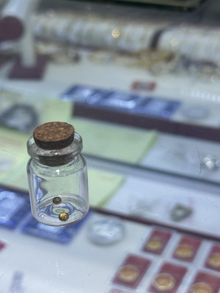 Bức ảnh 10 năm mua vàng sướng cả mắt- Ảnh 3. Bức ảnh 10 năm mua vàng sướng cả mắt- Ảnh 3.