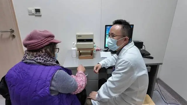 Cúm A có khả năng lây lan mạnh, nếu thuộc 6 nhóm người này, bạn dễ mắc cúm A hơn những người khác- Ảnh 1. Cúm A có khả năng lây lan mạnh, nếu thuộc 6 nhóm người này, bạn dễ mắc cúm A hơn những người khác- Ảnh 1.