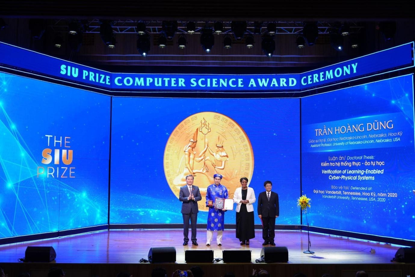 SIU Prize Health Sciences 2025: Ai sẽ là gương mặt xuất sắc về Khoa học sức khỏe được vinh danh?- Ảnh 2. SIU Prize Health Sciences 2025: Ai sẽ là gương mặt xuất sắc về Khoa học sức khỏe được vinh danh?- Ảnh 2.