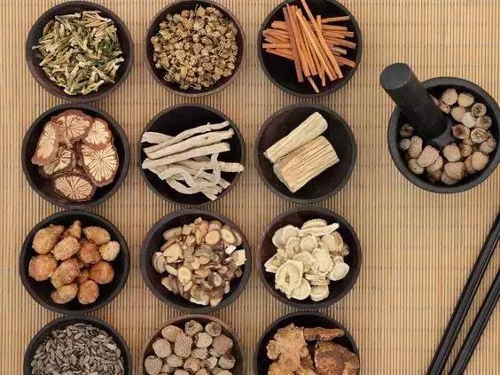 Hóa ra đây là 5 loại nước không nên đựng trong bình giữ nhiệt: Tôi đã phát hiện ra và chia sẻ với gia đình- Ảnh 5.