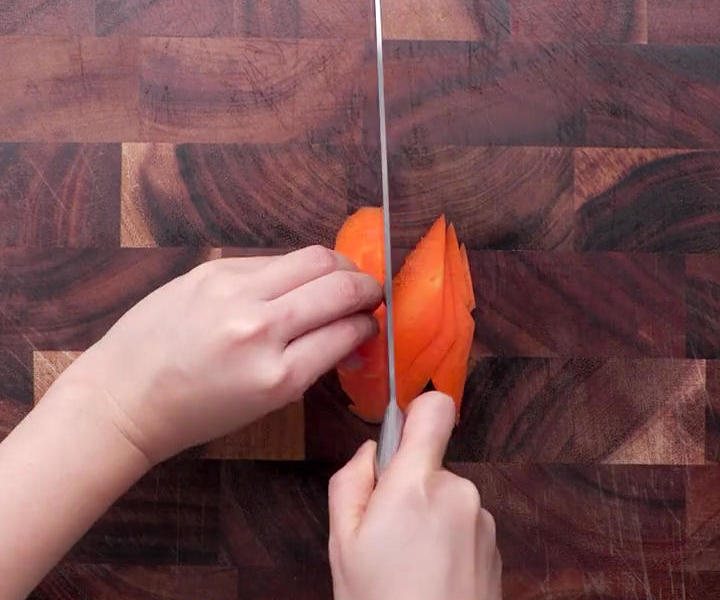 Cần tây: Món ngon giúp làm sạch mạch máu và ngăn ngừa đột qụy hiệu quả - Ảnh 9. Cần tây: Món ngon giúp làm sạch mạch máu và ngăn ngừa đột qụy hiệu quả - Ảnh 9.