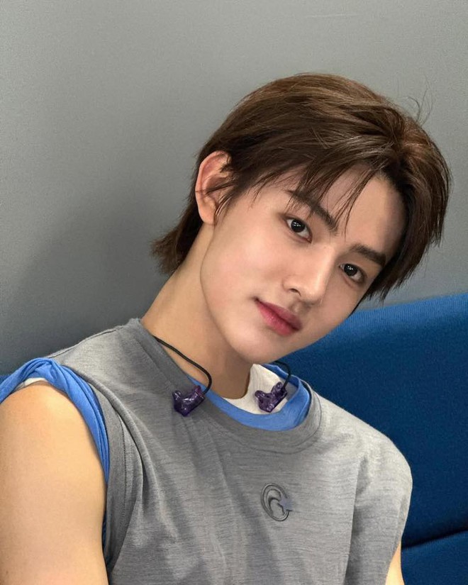 Mỹ nam 2k9 chấp đẹp tiêu chuẩn khắc nghiệt của dân Hàn: Mũi Conan thế này thì chê gì nữa?- Ảnh 12.