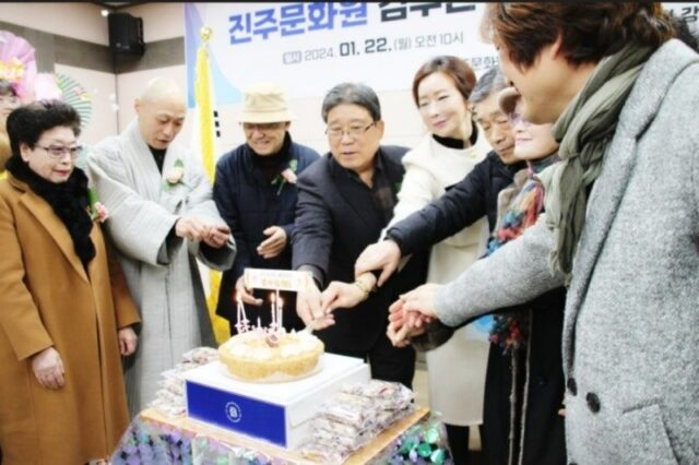 Lời khai bất thường trong vụ nữ ca sĩ Kim Soo Jin hại chết con gái - Ảnh 4. Lời khai bất thường trong vụ nữ ca sĩ Kim Soo Jin hại chết con gái - Ảnh 4.