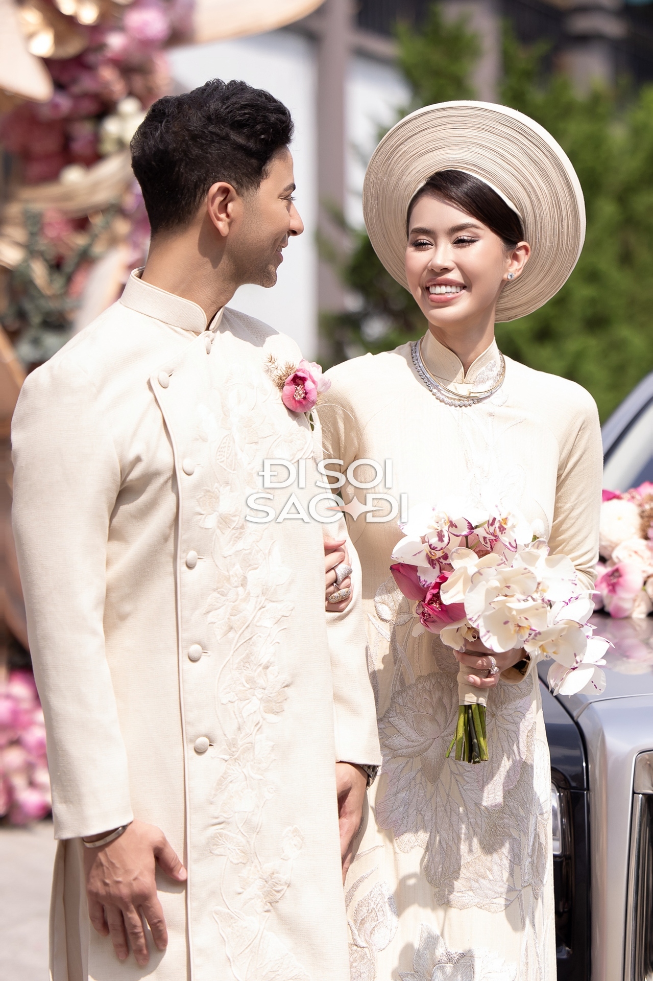 Đám cưới Tiên Nguyễn: Hôn lễ sang trọng và an ninh thắt chặt tại biệt thự - Ảnh 11. Đám cưới Tiên Nguyễn: Hôn lễ sang trọng và an ninh thắt chặt tại biệt thự - Ảnh 11.