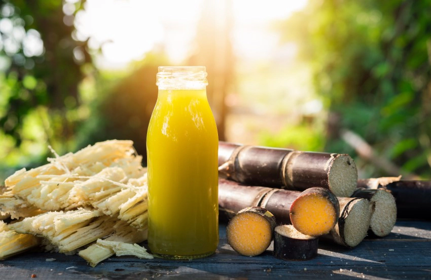 Mía có tác dụng tuyệt vời, nhưng nếu ăn thường xuyên, cơ thể bạn có thể xuất hiện 9 dấu hiệu cảnh báo!- Ảnh 1. Mía có tác dụng tuyệt vời, nhưng nếu ăn thường xuyên, cơ thể bạn có thể xuất hiện 9 dấu hiệu cảnh báo!- Ảnh 1.