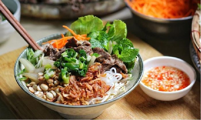 Không phải bánh mì, món ăn từ 35.000 đồng/phần này mới là hương vị Việt lọt top 100 thế giới năm 2026 - Ảnh 4.