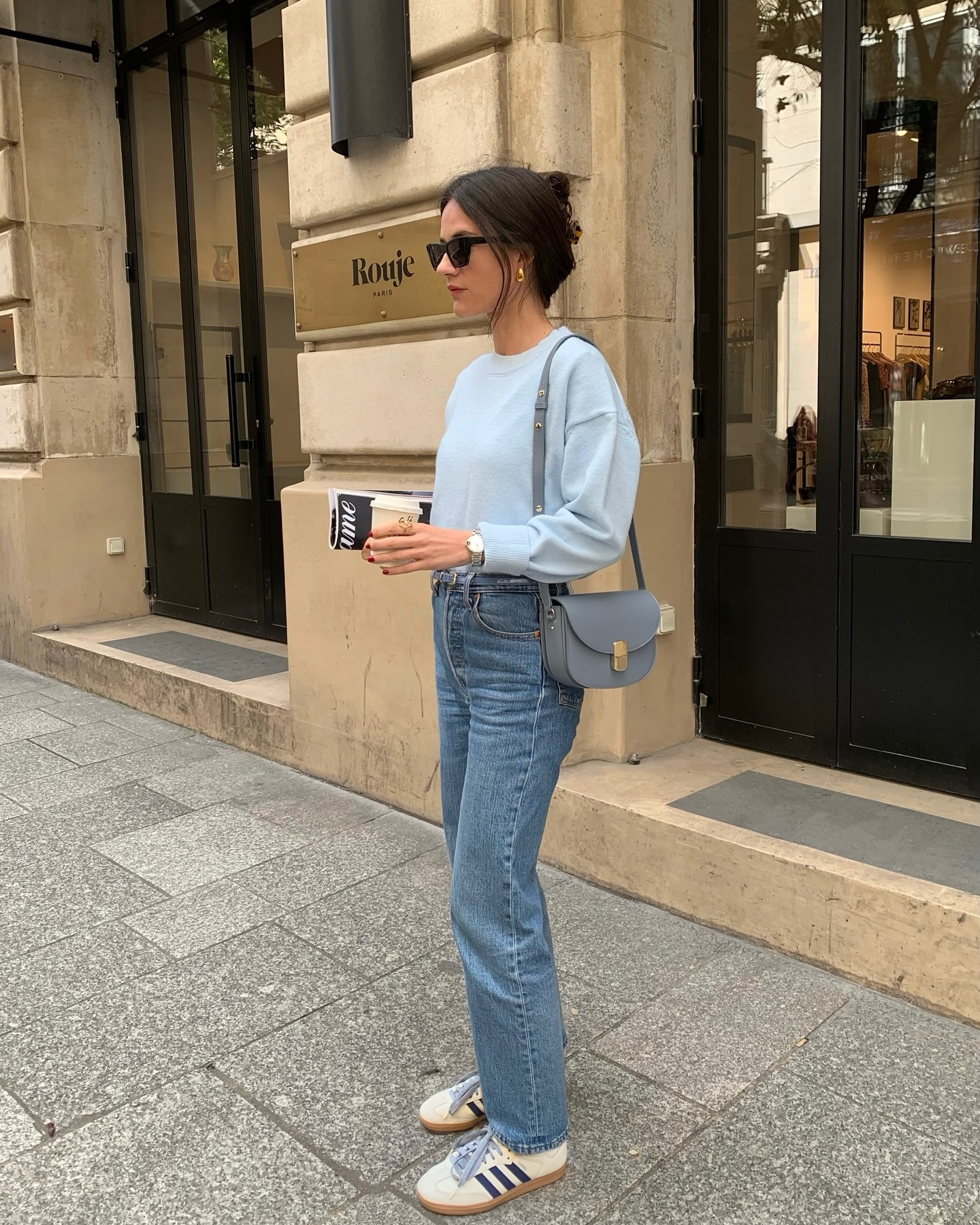 5 Món thời trang phụ nữ Pháp cần có để tủ đồ tối giản luôn sang trọng - Ảnh 3. 5 Món thời trang phụ nữ Pháp cần có để tủ đồ tối giản luôn sang trọng - Ảnh 3.