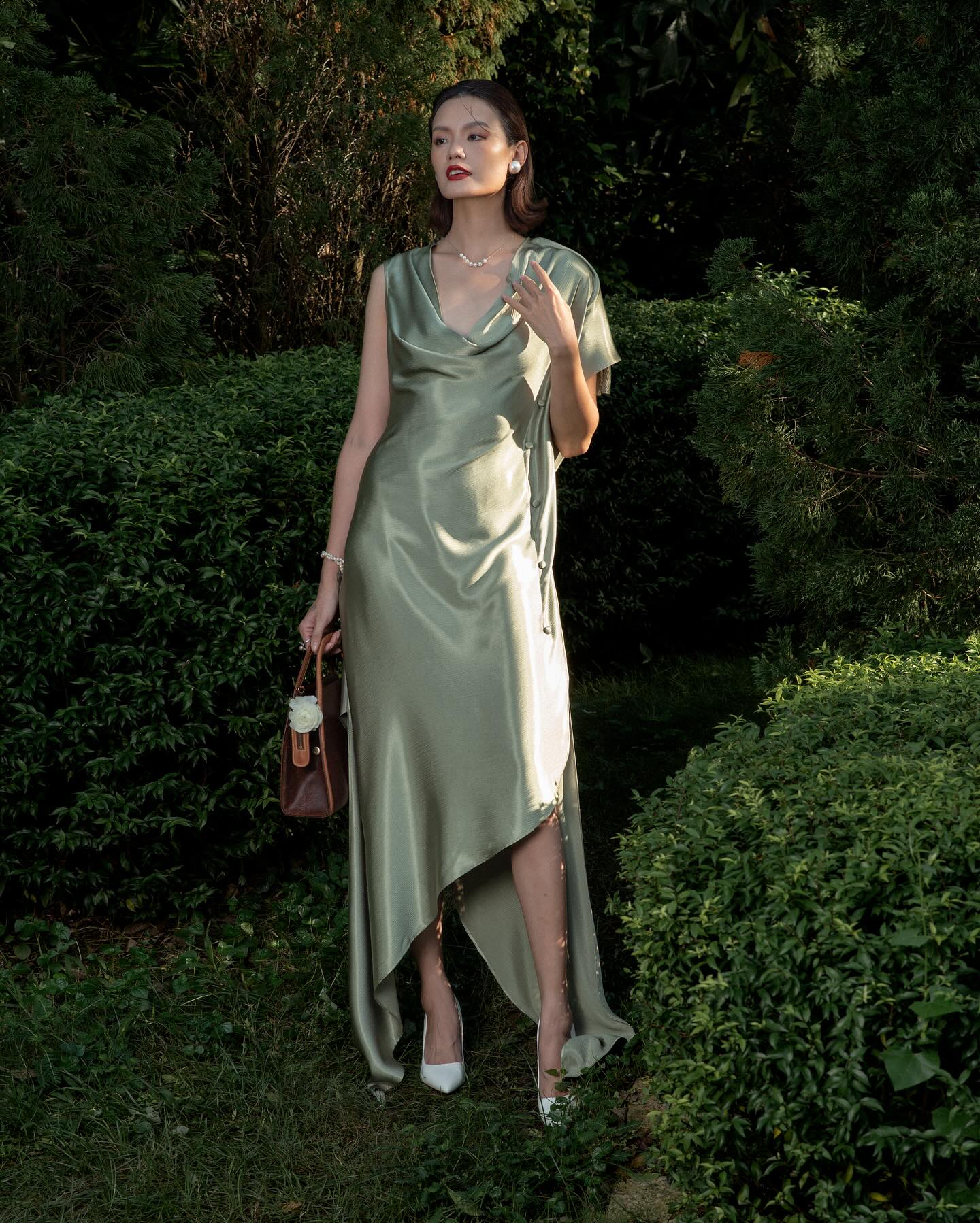 Khách mời diện đầm local brand tại lễ cưới Tiên Nguyễn: Có thiết kế chỉ 3 triệu mà cao sang, tinh tế vô cùng - Ảnh 14. Khách mời diện đầm local brand tại lễ cưới Tiên Nguyễn: Có thiết kế chỉ 3 triệu mà cao sang, tinh tế vô cùng - Ảnh 14.