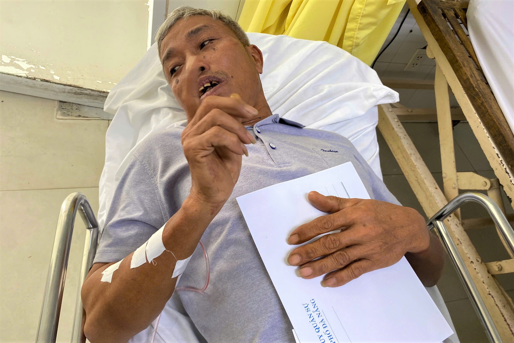 Cô dâu bàng hoàng kể lại tai nạn xe đám cưới khiến 4 người tử vong trên cao tốc Đà Nẵng - Quảng Ngãi - Ảnh 1. Cô dâu bàng hoàng kể lại tai nạn xe đám cưới khiến 4 người tử vong trên cao tốc Đà Nẵng - Quảng Ngãi - Ảnh 1.