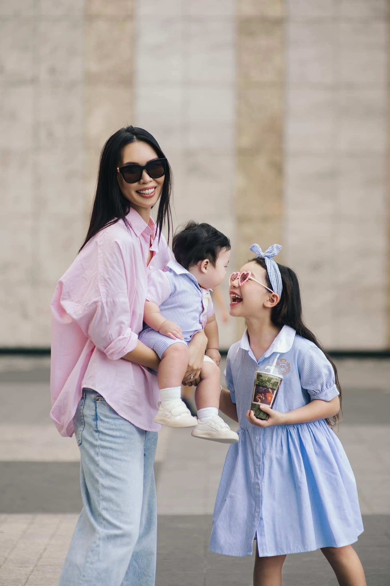 Chuyện gì xảy ra với siêu mẫu Hà Anh: &quot;Sốt ruột lắm, như dao cứa vào ruột nhưng buộc phải quyết tâm&quot; - Ảnh 1.