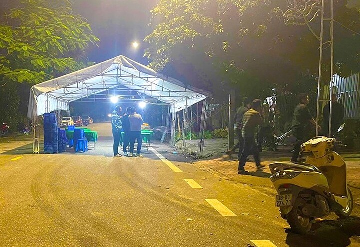 Người đàn ông bị kẻ lạ mặt dùng súng bắn chết tại nhà riêng ở Hà Tĩnh - Ảnh 1. Người đàn ông bị kẻ lạ mặt dùng súng bắn chết tại nhà riêng ở Hà Tĩnh - Ảnh 1.