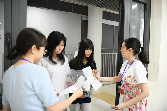Bộ GD&ĐT: Tăng cường ôn thi cuối cấp là trách nhiệm của các trường học - Ảnh 1. Bộ GD&ĐT: Tăng cường ôn thi cuối cấp là trách nhiệm của các trường học - Ảnh 1.