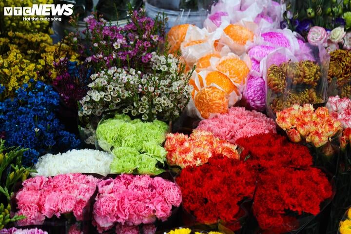 15 triệu đồng một bó hoa hồng ngày Valentine, khách nhà giàu vẫn xuống tiền mua- Ảnh 16.