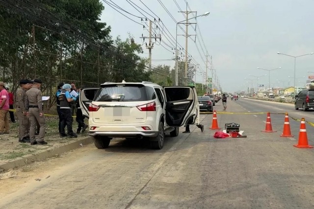 Vợ mất tích, chồng đi tìm thì bật khóc khi thấy vợ tử vong bên cạnh 1 người đàn ông lạ mặt ở trong ô tô - Ảnh 1.