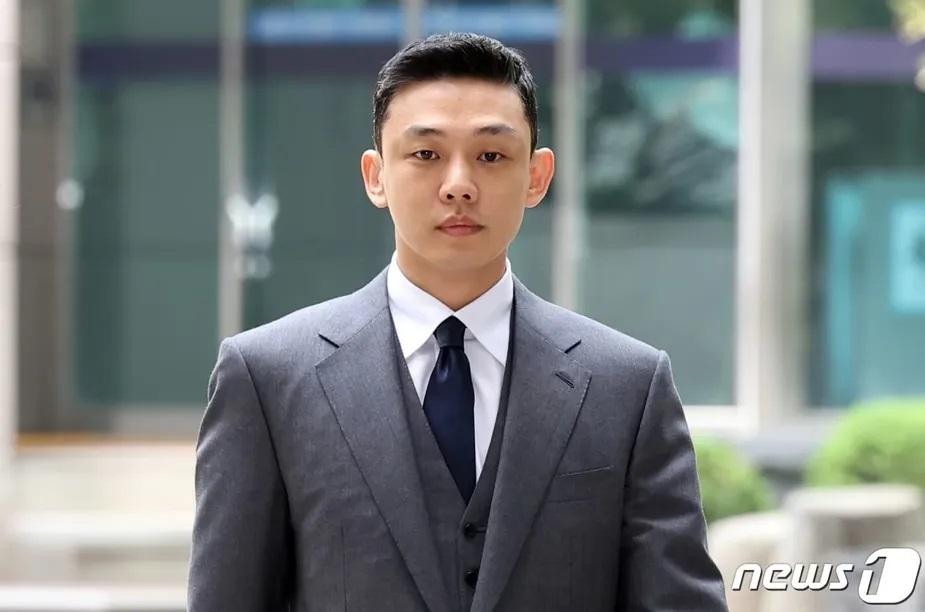 yoo-ah-in-01-5263-17398648323172091601795-1739877969619-1739877970231430715210.jpg