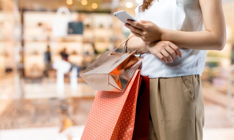 Quá mệt mỏi vì ngập trong đống quần áo và vật dụng mỗi ngày, mẹ 2 con ở Hà Nội quyết tâm sống tối giản và đưa bản thân vào 10 điều kỷ luật này! - Ảnh 1. Quá mệt mỏi vì ngập trong đống quần áo và vật dụng mỗi ngày, mẹ 2 con ở Hà Nội quyết tâm sống tối giản và đưa bản thân vào 10 điều kỷ luật này! - Ảnh 1.