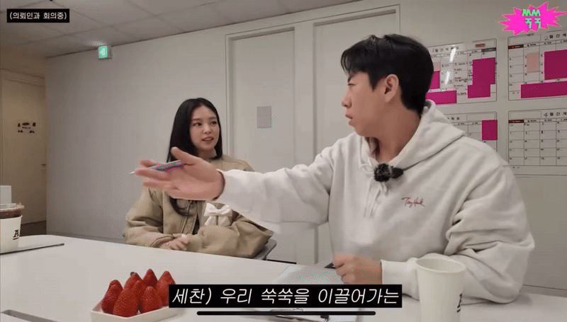 Jennie chưa bao giờ quay challenge với idol khác: Lý do đằng sau gây ngã ngửa- Ảnh 1. Jennie chưa bao giờ quay challenge với idol khác: Lý do đằng sau gây ngã ngửa- Ảnh 1.