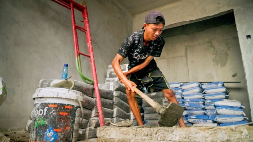 Làm thợ xây còn hơn làm văn phòng: Cuộc khủng hoảng thất nghiệp ở các quốc gia lớn nhất châu Á đang diễn ra như thế nào?- Ảnh 1.