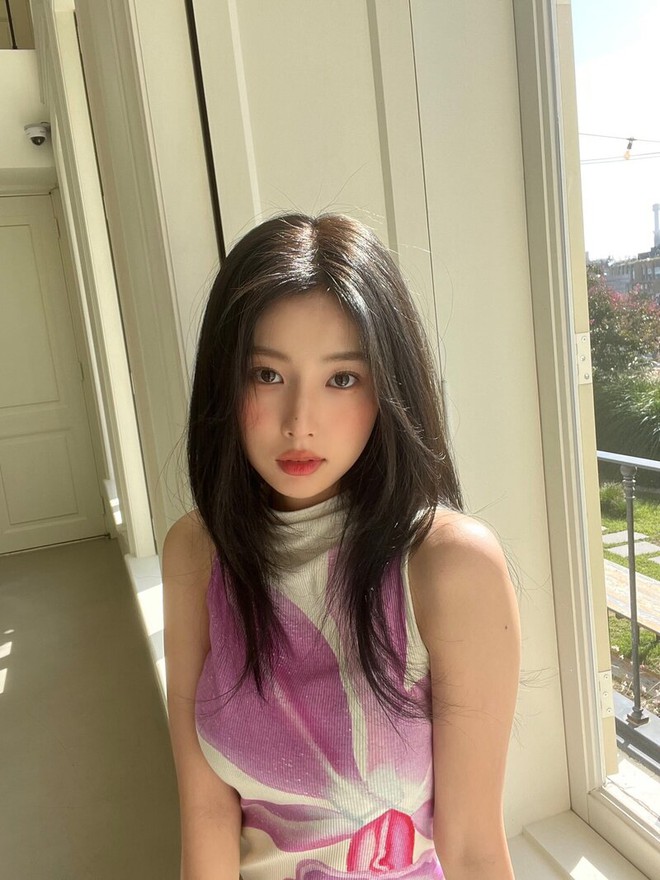 231104-kang-hyewon-instagram-update-documents-4-1707284829063692725931-17400503062641609831282-1740122266025-174012226613838368093.jpeg