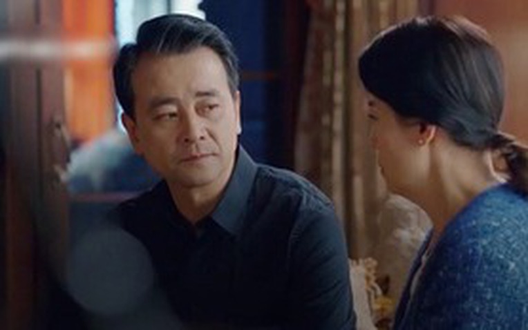 Chồng tăng ca về khuya, bố chồng vào tận phòng đưa 1 thứ khiến con dâu thốt lên: "Xin bố đừng..." - Ảnh 1. Chồng tăng ca về khuya, bố chồng vào tận phòng đưa 1 thứ khiến con dâu thốt lên: "Xin bố đừng..." - Ảnh 1.