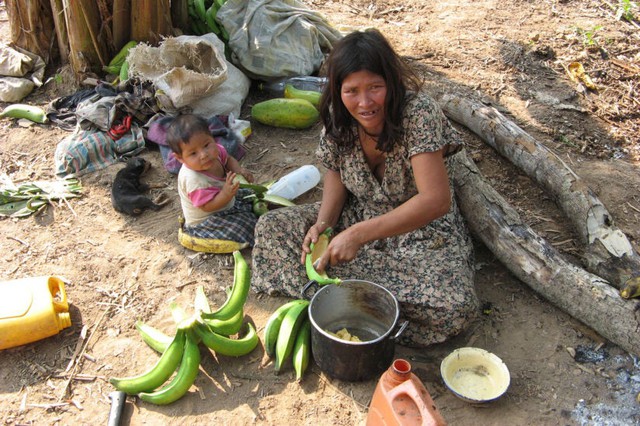 Bộ tộc có trái tim &quot;khỏe mạnh nhất thế giới&quot; ăn gì? Toàn món Việt Nam có sẵn - Ảnh 3.