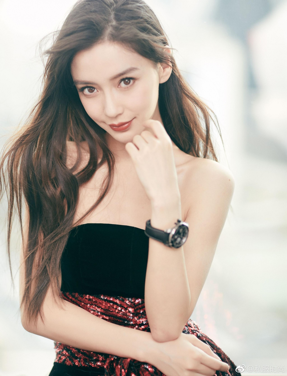 elle-viet-nam-phong-cach-thoi-trang-angelababy-173884170668835938821-1738855159305-1738855159453388777735-1738897112117-17388971123882053951637.png