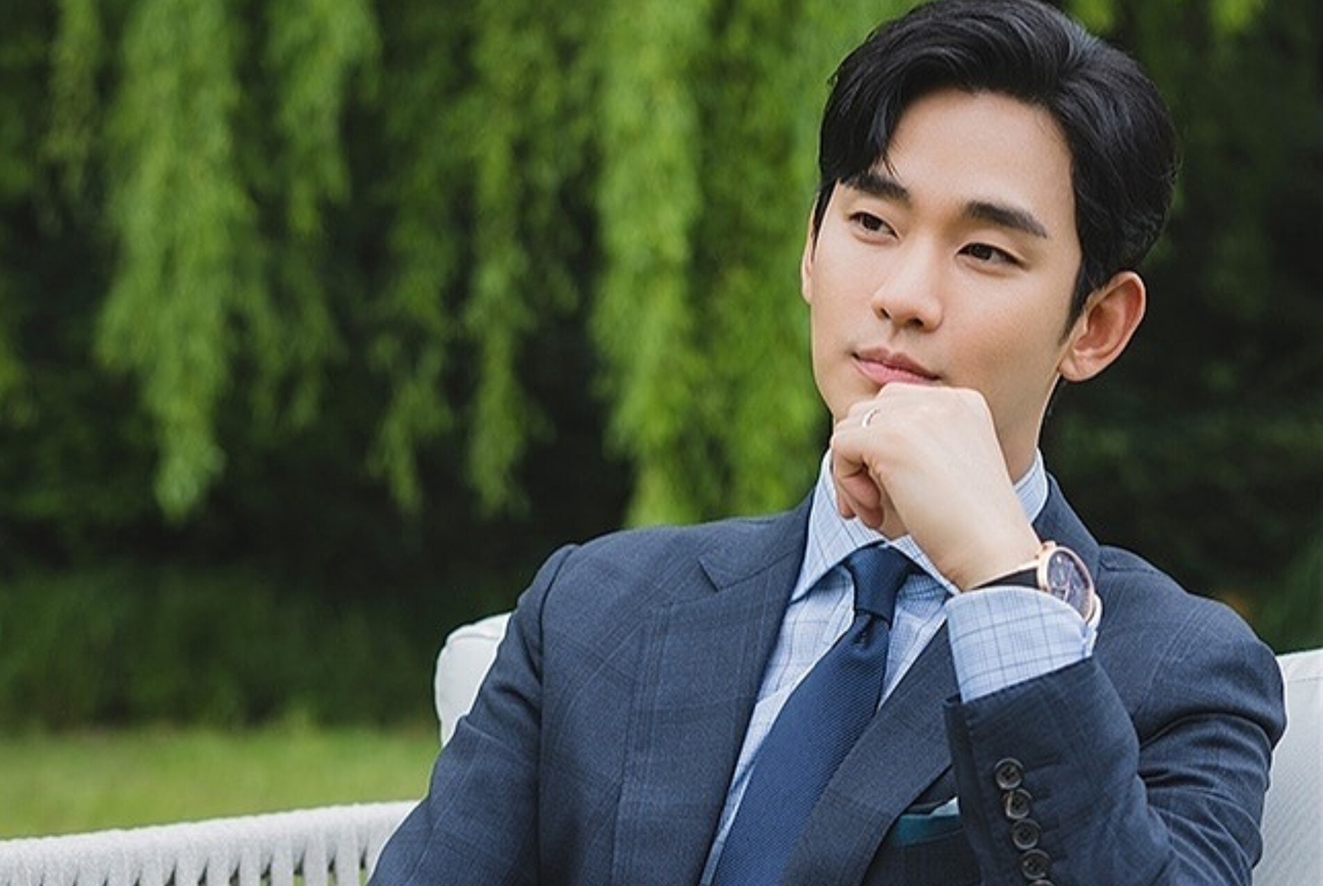 Sốc với số tiền Kim Soo Hyun kiếm được - Ảnh 1.