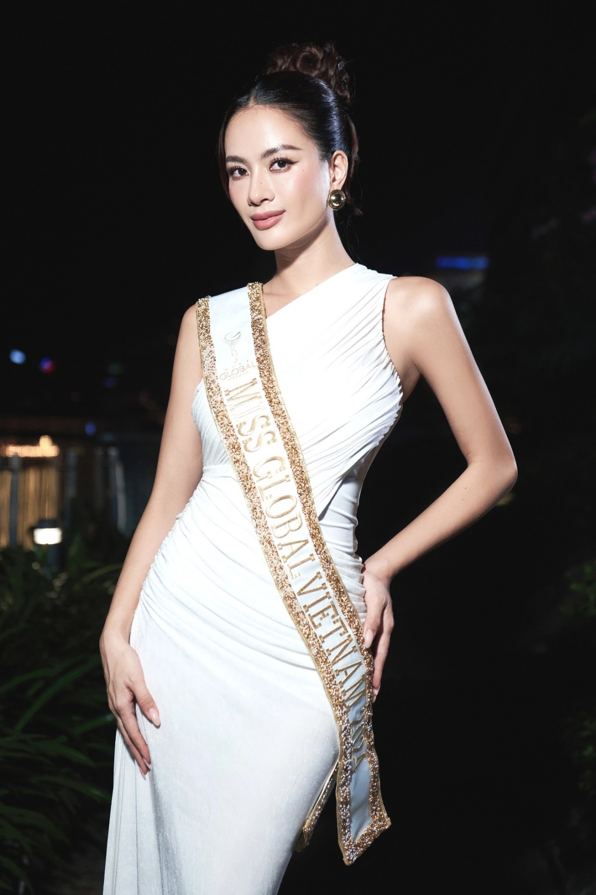 Trước khi đăng quang Miss Global 2025, Hoa hậu Như Vân đã là mẹ 2 con nhưng body nóng bỏng nhờ bí quyết đến từ 1 thói quen sau 19h- Ảnh 3.