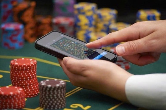 Sập bẫy &quot;nhân viên&quot; casino, người phụ nữ mất trắng 1 tỷ đồng - Ảnh 1.