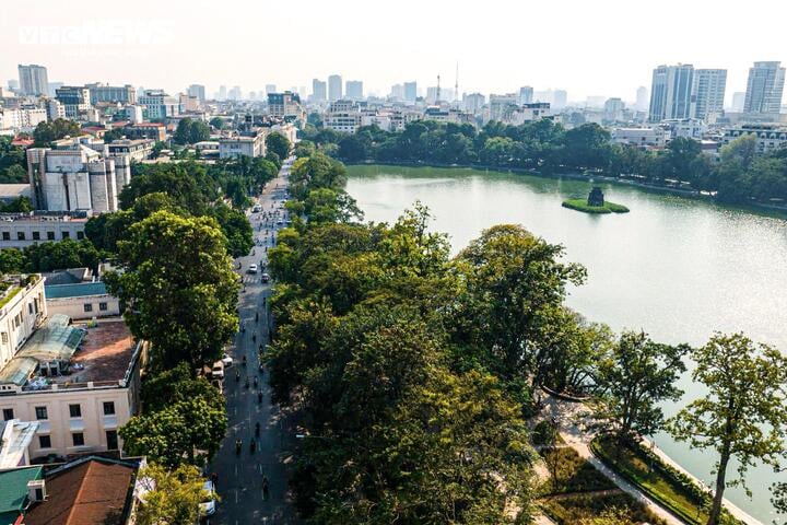 Hà Nội sẽ di dời nhiều hộ dân quanh Hồ Gươm, bố trí tái định cư ở Đông Anh - Ảnh 1.